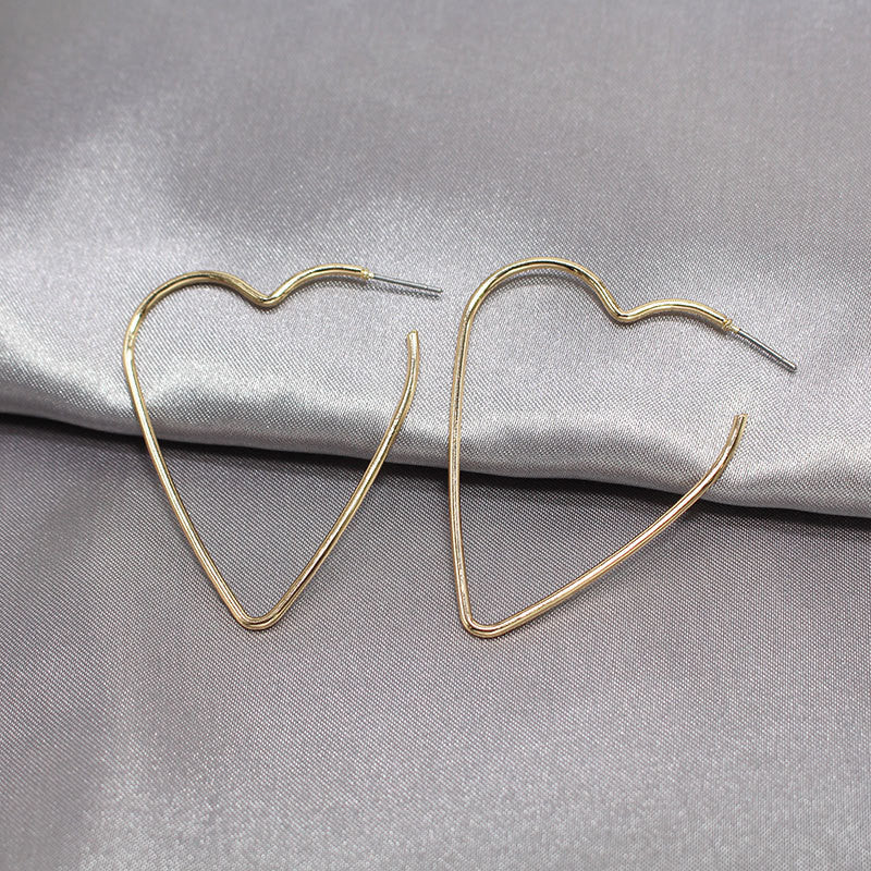 Fashion Trend Cool Girl Metal Love Earrings