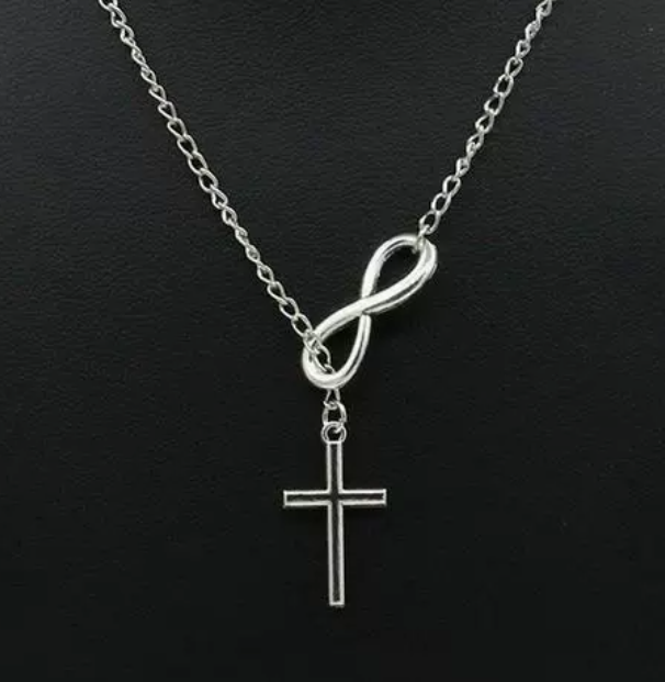Simple Lucky Number 8-word Short Necklace Jewelry